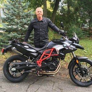 Meet your Posher, Bruce